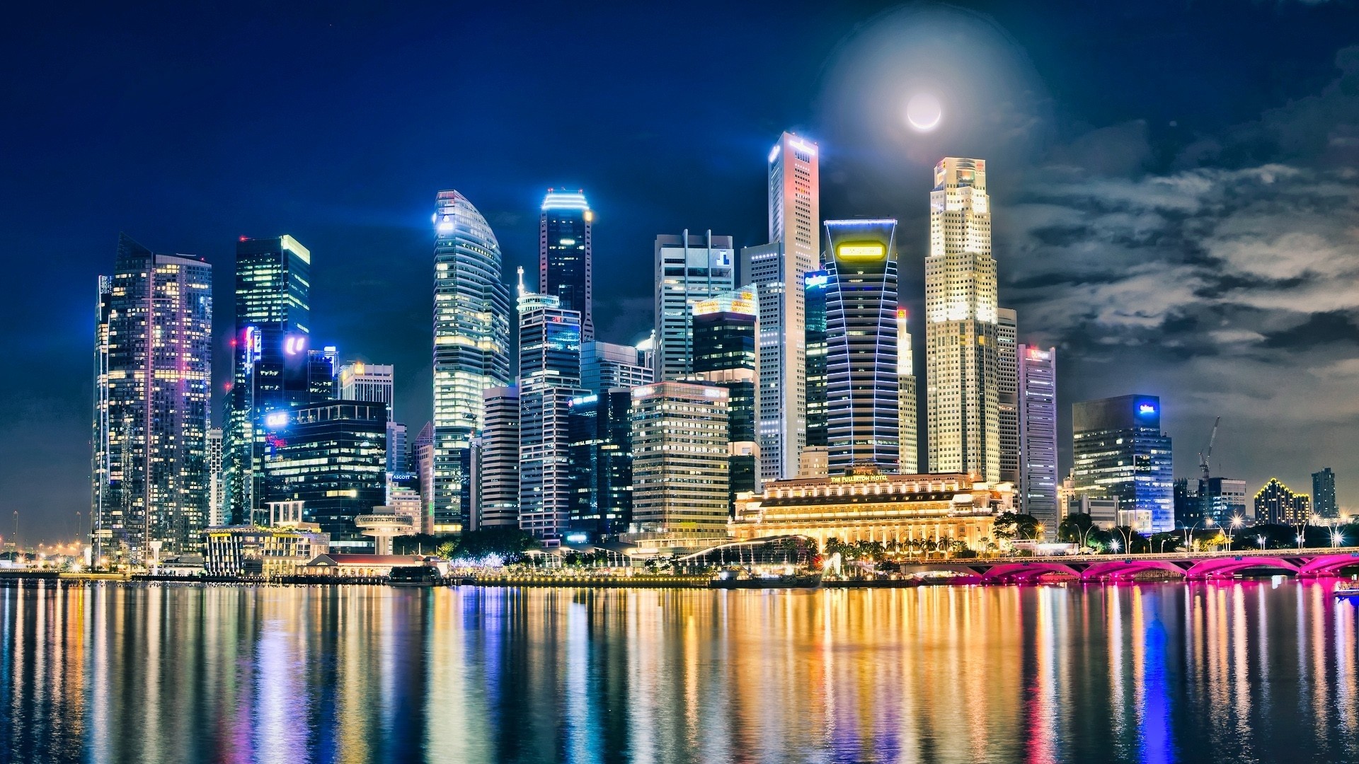 Fantastic HDR City Wallpaper